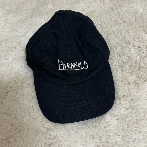 BUNDLE! 3 Hats Assorted - Picture 2 of 11